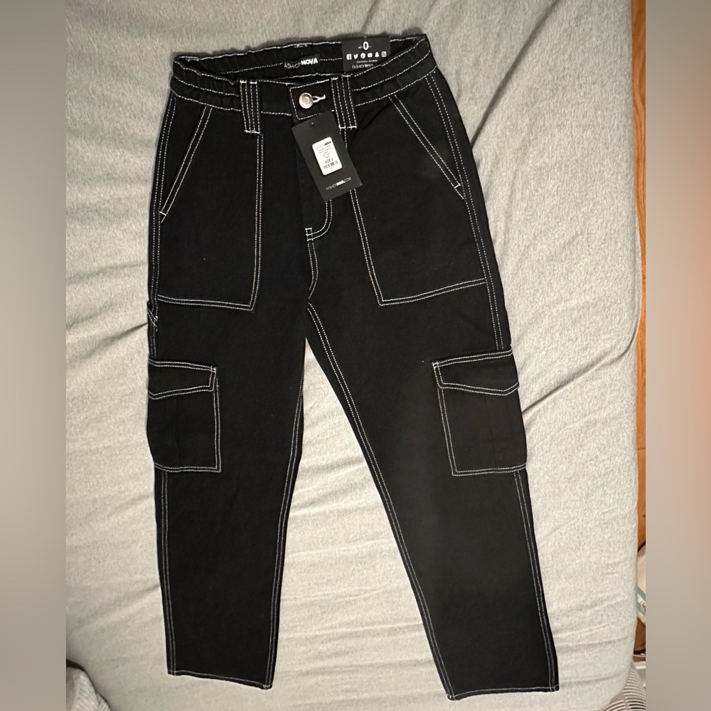 Size 0 Black Fashion Nova Cargo Jeans